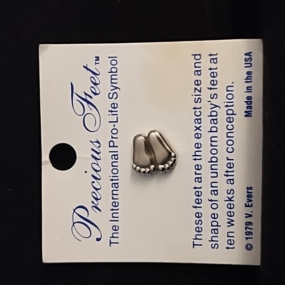 Vintage NWT Precious Feet Pin - Picture 1 of 3